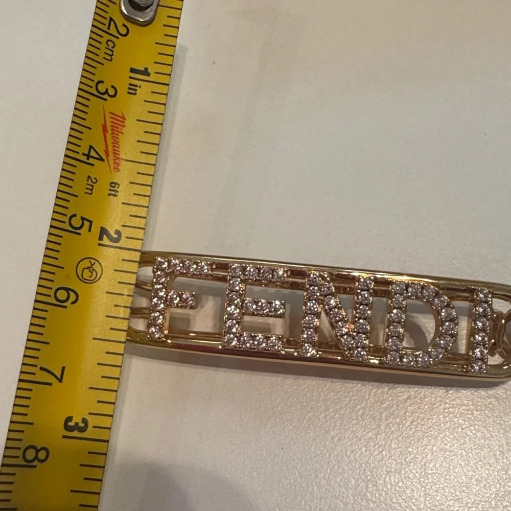 Fendi Authentic Women’s Fendigraphy hair clip gold metal & Rhinestone - Picture 7 of 8